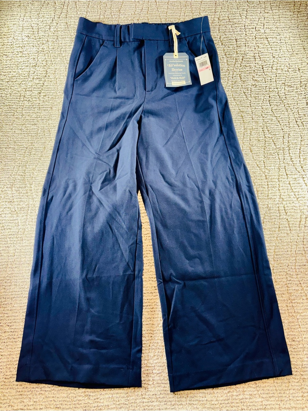 NWT Democracy Ab-solution Women’s Size 10P Navy Skyrise Pants